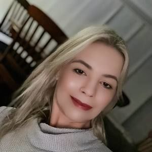 Meet your Posher, Tracy